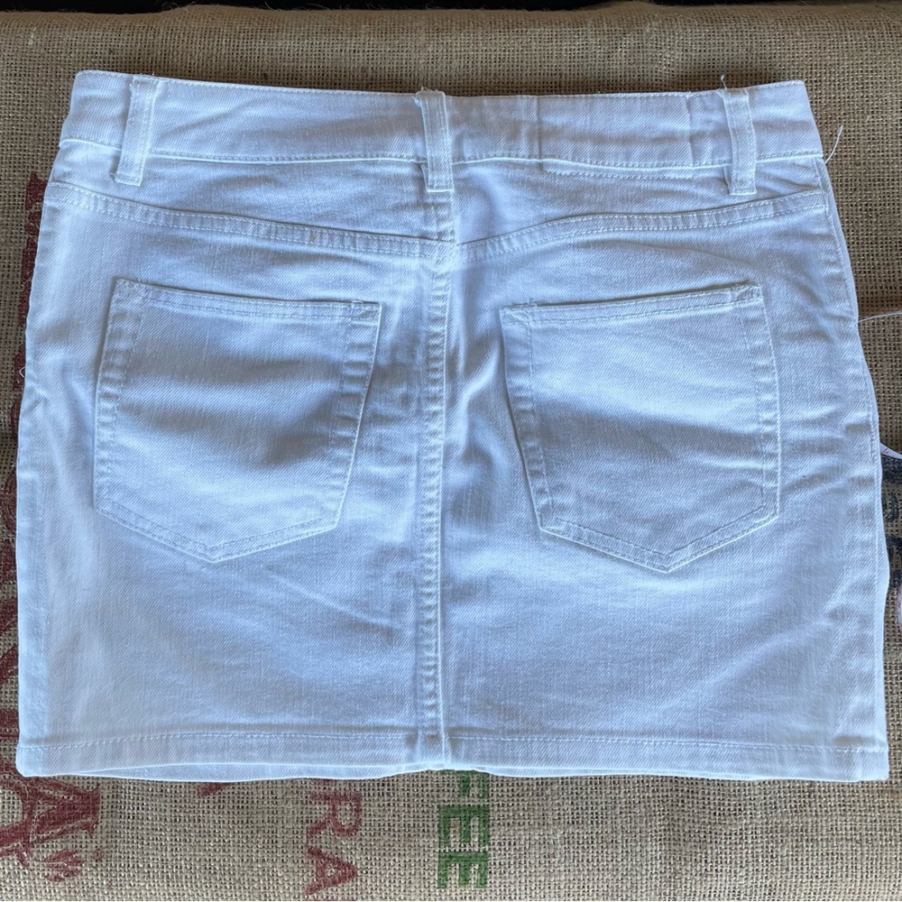 H&M White Denim Mini Skirt - Vintage, Sexy, Skin Tight - Size 6 - Hot, Hot, Hot! - Picture 8 of 10